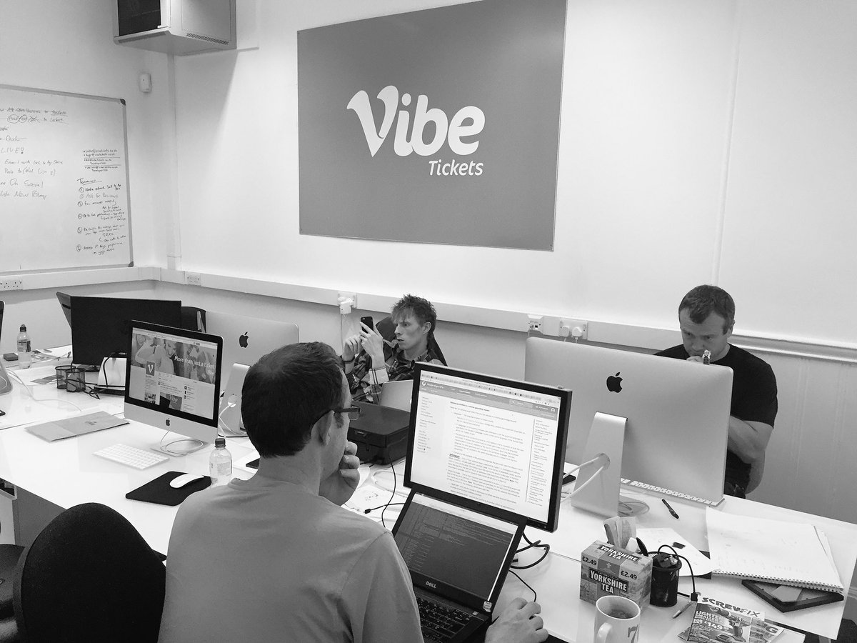 VibePayFriday's tweet photo. Finding bugs🐞 Squashing bugs👊
Late night for some of the #VibeDev team! #NewRelease📱🤓 https://t.co/TEDDQY3qBb