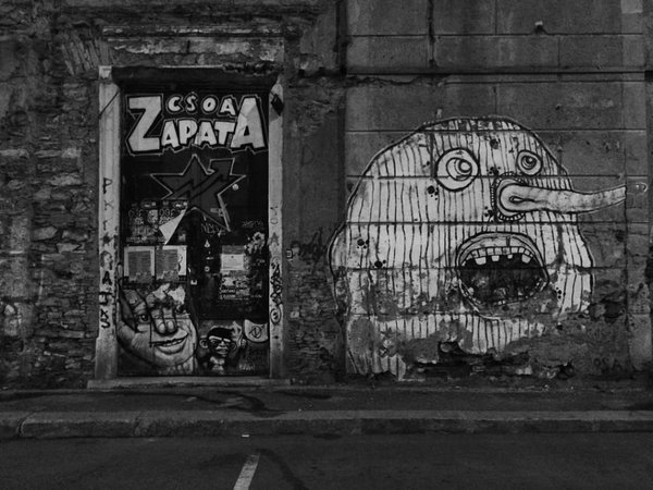 moutonfred's tweet photo. darioba77In the #swaggest #side of #genova with @bettinola95 #streetart #graffiti https://t.co/k3DULFpCLk