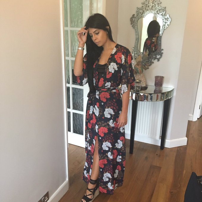 Shopping in my floral maxi dress from @MissyEmpireUK https://t.co/xdJ2oJLj3r https://t.co/MawQjo7RjS<a class="tags" target="_blank" title="On Twitter" href="/?out=eyJ0eXAiOiJKV1QiLCJhbGciOiJIUzUxMiJ9.eyJpYXQiOjE3MjE1Njk2ODgsImlzcyI6InR3cG9ybnN0YXJzLmNvbSIsIm5iZiI6MTcyMTU2OTY4OCwiZXhwIjoxNzUzMTA1Njg4LCJyZWRpcmVjdF91cmwiOiJodHRwczovL3R3aXR0ZXIuY29tL01pc3N5RW1waXJlVUsifQ.O3N8vjb-v_b8smWz9YU6SrajK5lQ7-CLzxNyhV8NGm1t6kg853sEdbfOz73Xo8chKrunQiYbhdR72ElYzAmcuA">@MissyEmpireUK</a><a href="/tag/gamesofthrones"class="tags"><span>#gamesofthrones</span></a>