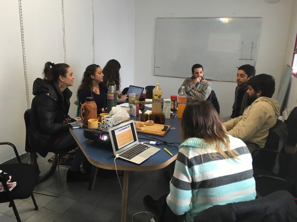 AshokaConoSur's tweet photo. Compartiendo resultados del encuentro #GeneraciónCambio con organizaciones aliadas y amigas🙌🏻 #EquipoDeEquipos https://t.co/cJUNFMGGIo