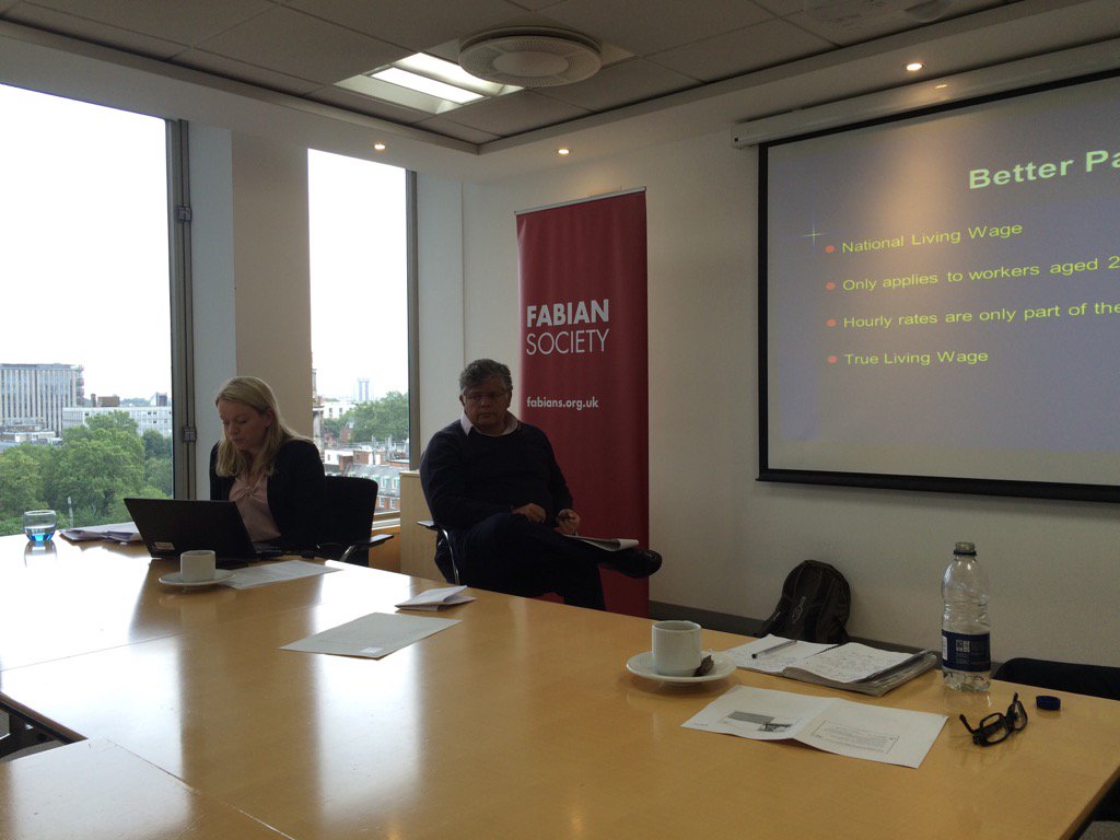 cameronrjtait's tweet photo. Joanne Cairns from @UsdawUnion talks about need for contracts that reflect real hours #fabretail @thefabians https://t.co/K2zqaKWUcL