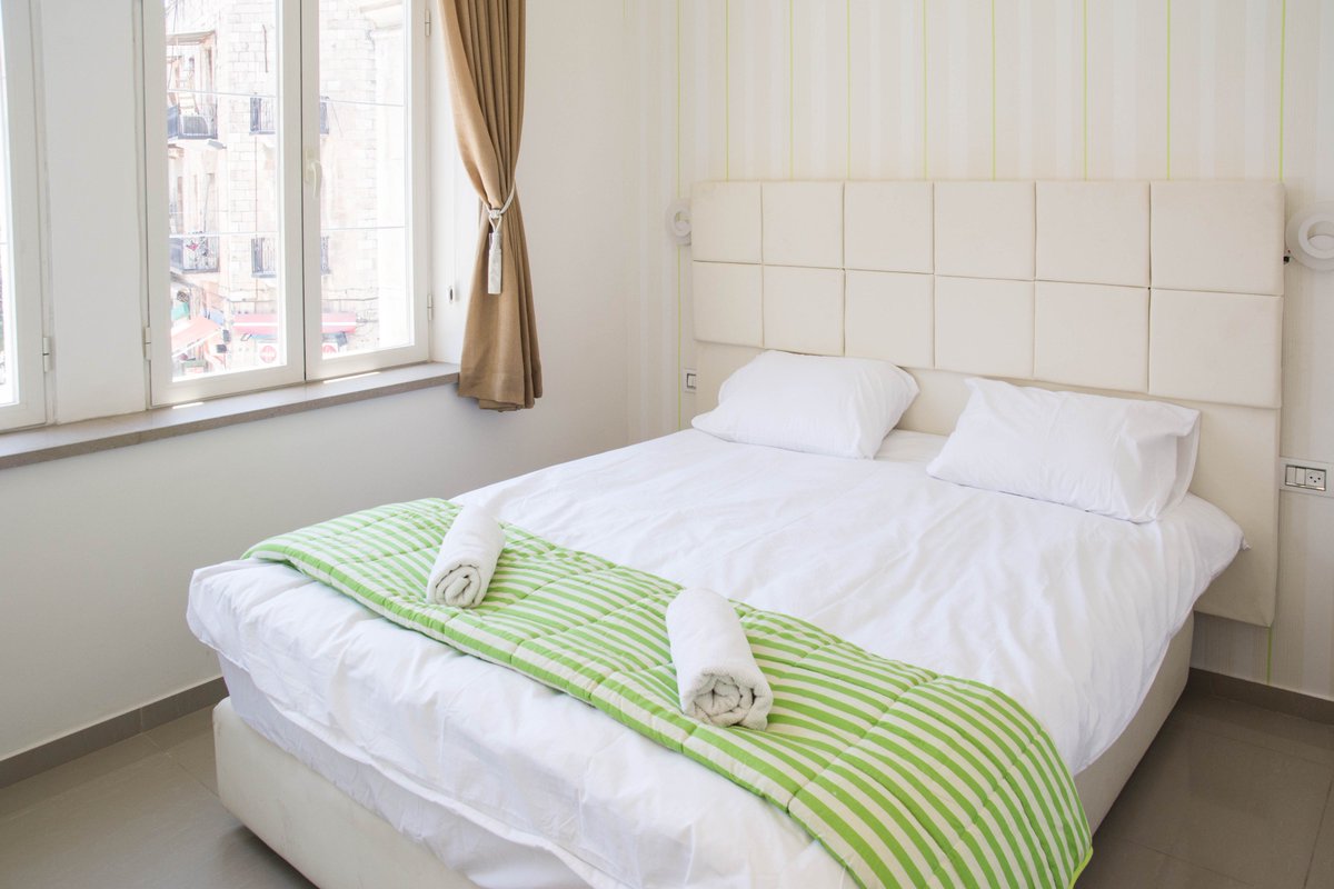 RentalsZc's tweet photo. Yaffo area for Sukkos? Awesome #zcrentals #apartments Email rentals@zcrentals.com https://t.co/aTIawaNEuT https://t.co/rEVd0UPaRR