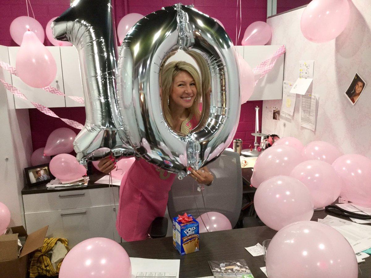MincInteriors's tweet photo. Happy #10years at Minc, Summer! #pink #ThinkMinc https://t.co/tYpkVUYv2D