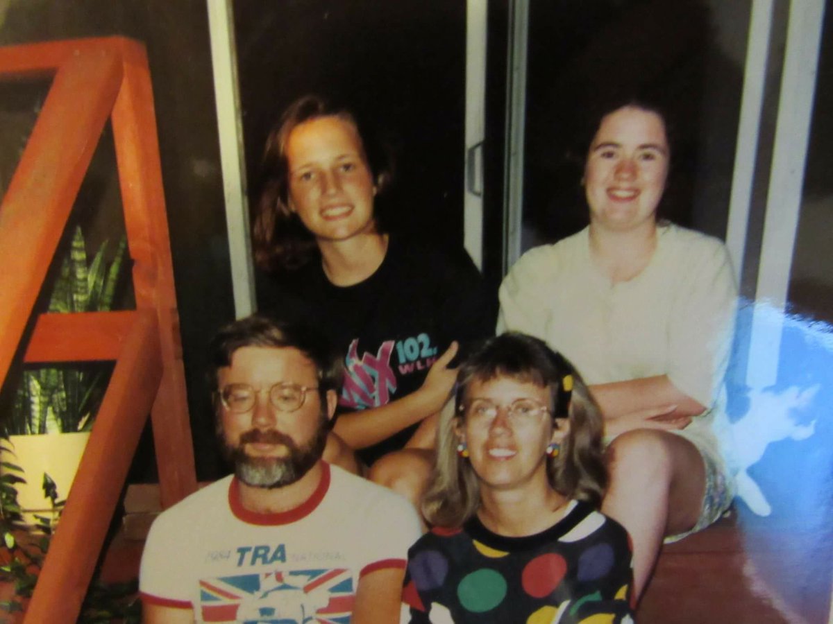 jacquiwaryck's tweet photo. @illtakeapint lol...look at this!! Don't I look like Ruan..I was 16!! https://t.co/ZQRCt8KT6L