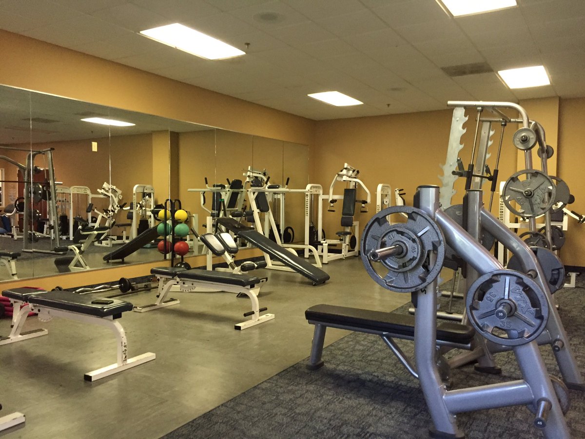 RPorterSr's tweet image. Two weeks off... Back at it!!! #TNT 
@__ImChristopher #Legggooooo