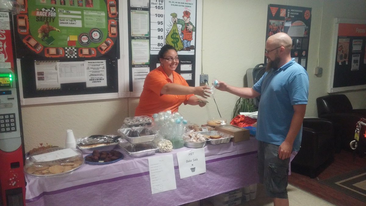MET6223's tweet photo. MET 6223 bake sale!!! https://t.co/Heq01ofvBG