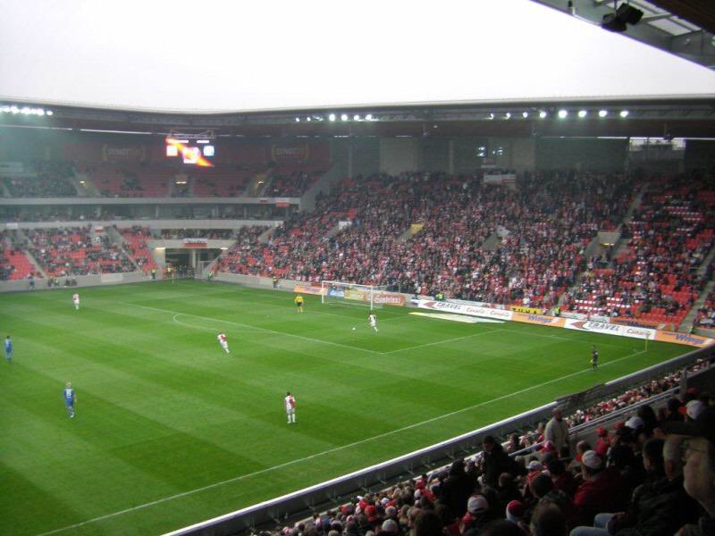 Kingsford Stadium on Twitter: "Slavia Prague's 21,000 ...