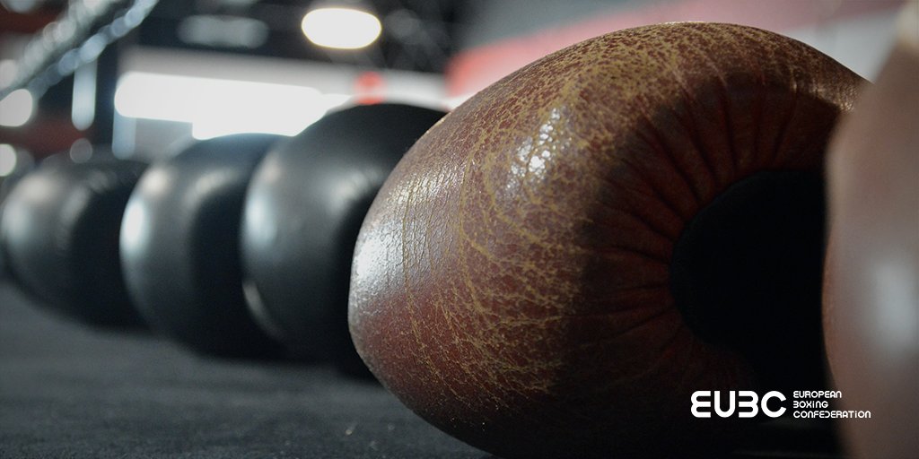 EUBCBOXING's tweet photo. Southpaw are fighters who jab and lead from their right side. #BoxingStyles #Eubcboxing https://t.co/G7RhhId5Z7
