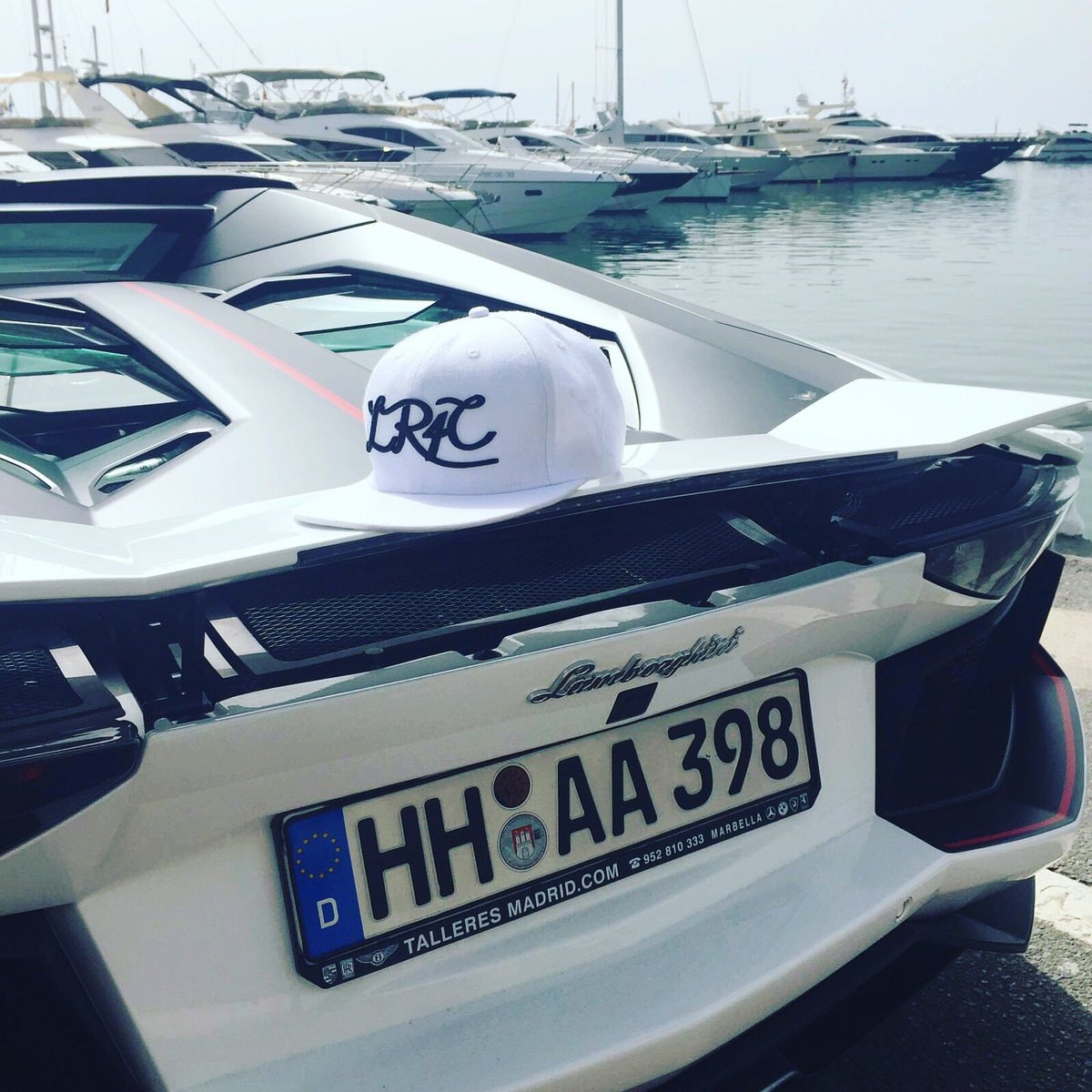 LR4Cfashion's tweet photo. Take 2!
#LR4C #labelsr4clothes #britishbornworldworn #tomboyfashion #tomboystyle #marbella #lamborghini #snapback https://t.co/vTutTcm0jW