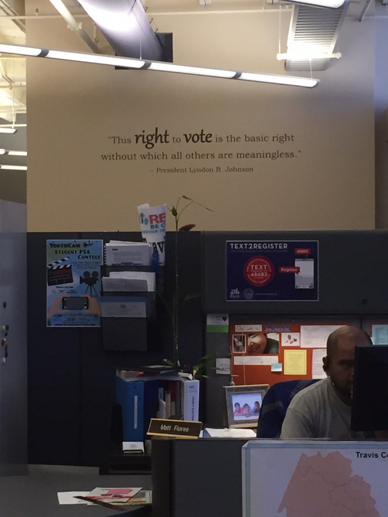 6thgradersrule's tweet photo. Getting ready to learn how to register voters! #RightToElect. #TravisCounty @Team_Goats https://t.co/TiyFY9L0XX