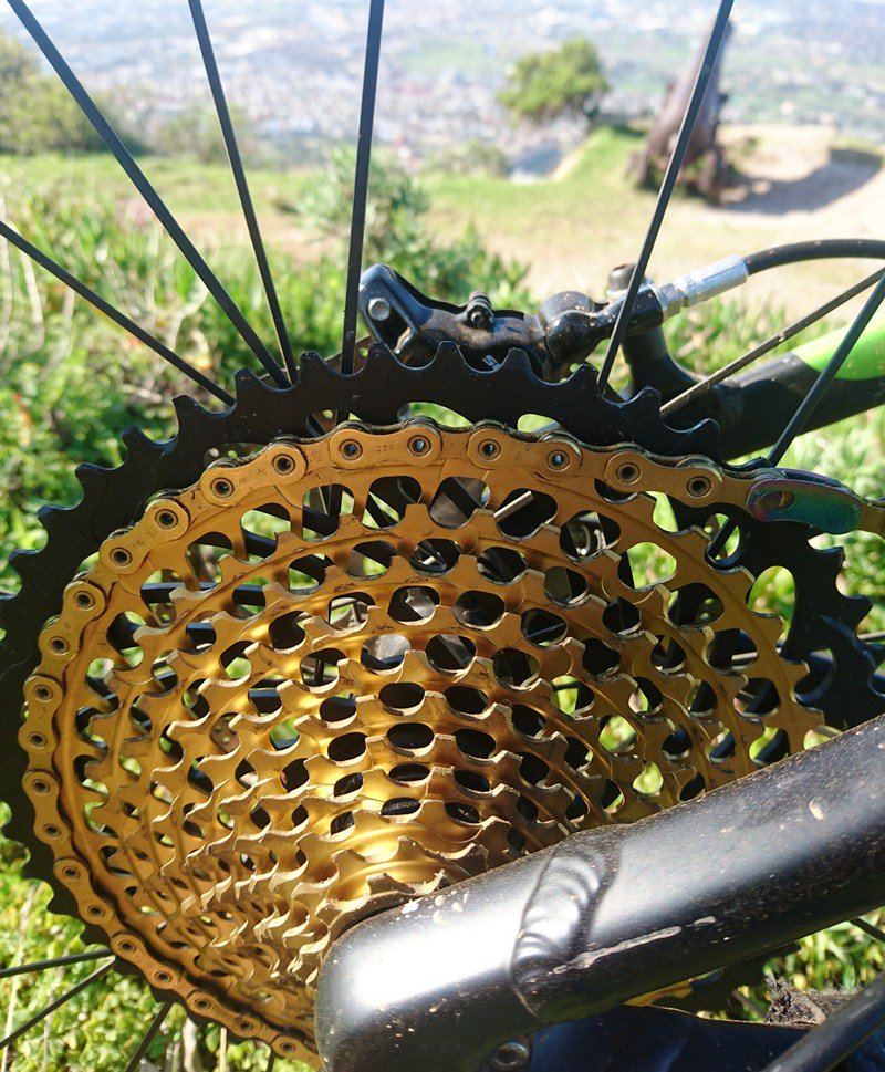 niner_sa's tweet photo. .@FullSussa tested @SRAMmtb's new 1x12 #EAGLEXX1 groupseton a RIP, and here's the scoop. https://t.co/YJzYxoy2oF https://t.co/BROih8IzOq