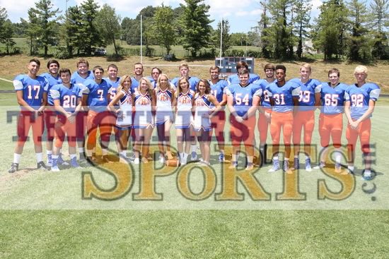 parrotheadvol's tweet photo. @VHSFalconsFtbl @VHS_Scores @VolunteerAD 2016 Season Preview &amp; @AllenGreenePhot Gallery ... https://t.co/8wto9AK14i https://t.co/Zu3liEGdZU