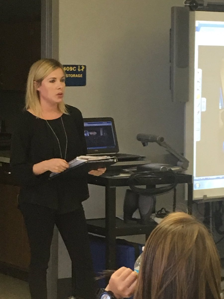 Kimnix88's tweet photo. Thank you Lindsey from Paradigm for sharing with cosmetology students today! @HaneyTechCenter @Paradigm_Hair https://t.co/TUGjmqTQxh