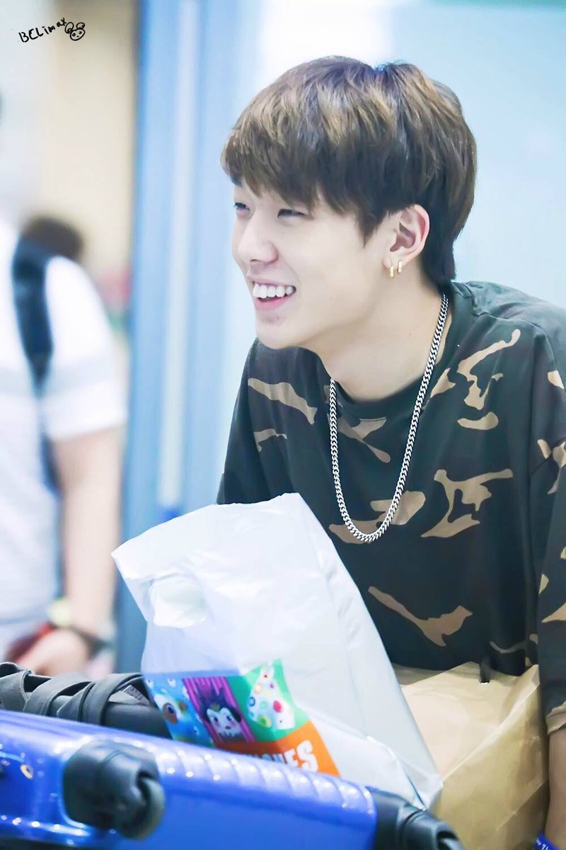 IVYCLimax_'s tweet photo. 🙈🙈
#아이콘 #바비 #비아이 #김한빈 #김지원 https://t.co/VozSYaWcY8