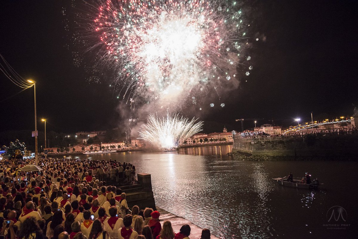 Fetes_Bayonne's tweet photo. Nos coups de cœur des Fêtes de #Bayonne #FDB2016 > https://t.co/KoP45H7wvj https://t.co/oW7LTVXXnq