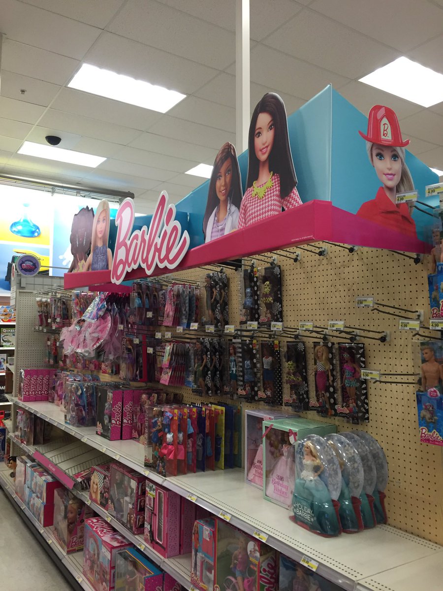 heyitmightbeme's tweet photo. The team is busting out the toy reset. 18 aisles in 2 days. It's looking amazing! #2429 #awesomejob @AidaBustillo1 https://t.co/OaJabTKGhX