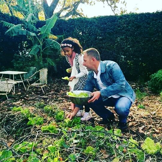 Fresh produce from the garden with <a href="/JacoBrandZA/">Jaco Brand</a> <a href="/prmcltureideas/">Permaculture Ideas</a> <a href="/PermacultuRRe/">Permaculture</a> <a href="/jpkritzinger/">Kobus Kritzinger</a> #permaculturegarden