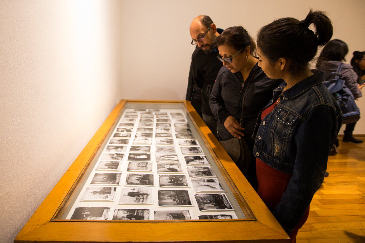 MuniLima's tweet photo. Te invitamos a la exposición “Revelados / Fotografía Central” en la Galería de Arte Pancho Fierro. #IngresoLibre https://t.co/XRwbcY6rOz