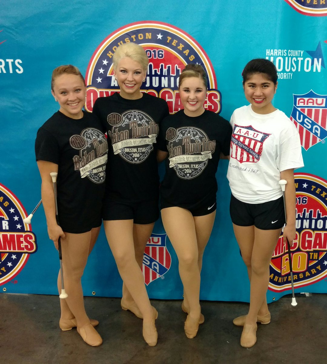 MalisaRader's tweet photo. Baton twirling friends at 2016 AAU Junior Olympics- Houston! #AAUJROGames #WeAreAAU  @TheRealAAU https://t.co/lcyXYkEmsJ