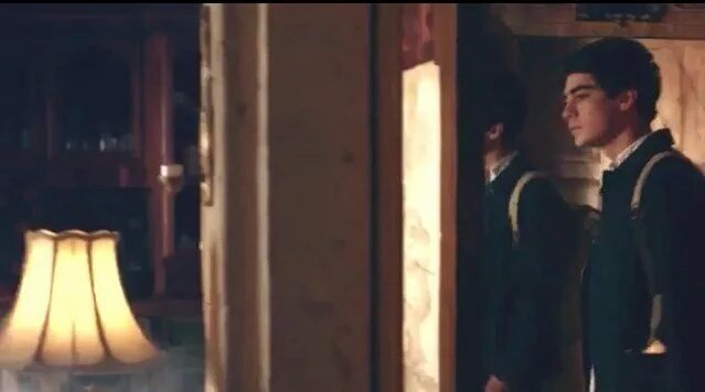 Ailen_coder_'s tweet image. #DÉJÁVU
es el mejor video  felicidades chico  estoy  muy contenta con su trabajo @CD9