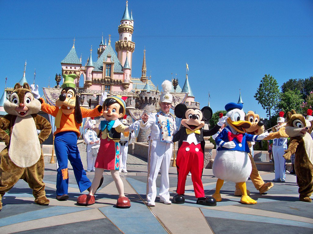 ViajarConBebes's tweet photo. 14 formas de ahorrar en los parques de Disney https://t.co/PpWK972PcL https://t.co/vSAcMXyhV6