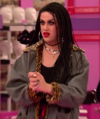 kitkatsdragrace's tweet image. BIIIIITCH I'M HERE FOR ALL OF THIS #TeamAdore #AllStars2