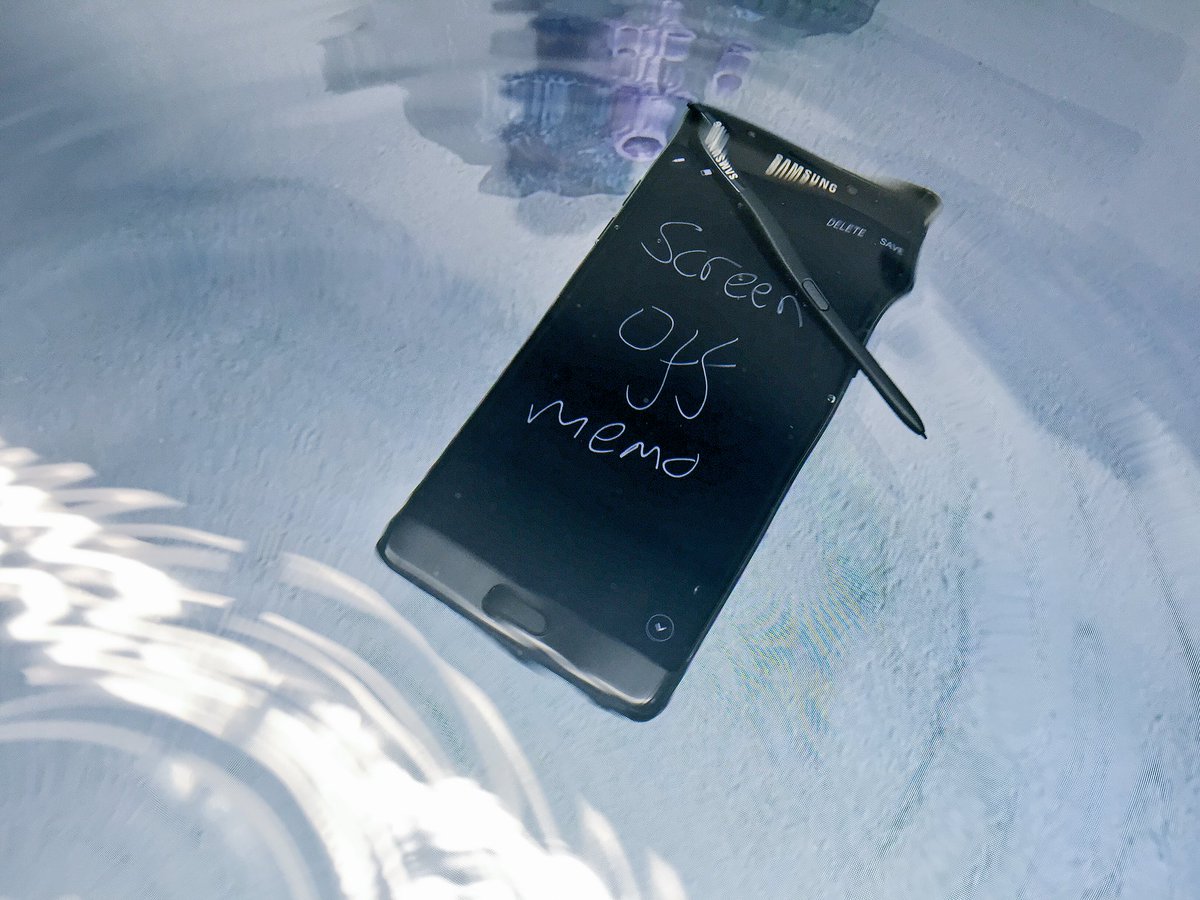 O2's tweet image. Check out the new #GalaxyNote7. For more info on this beauty, register for updates o2.uk/Updates