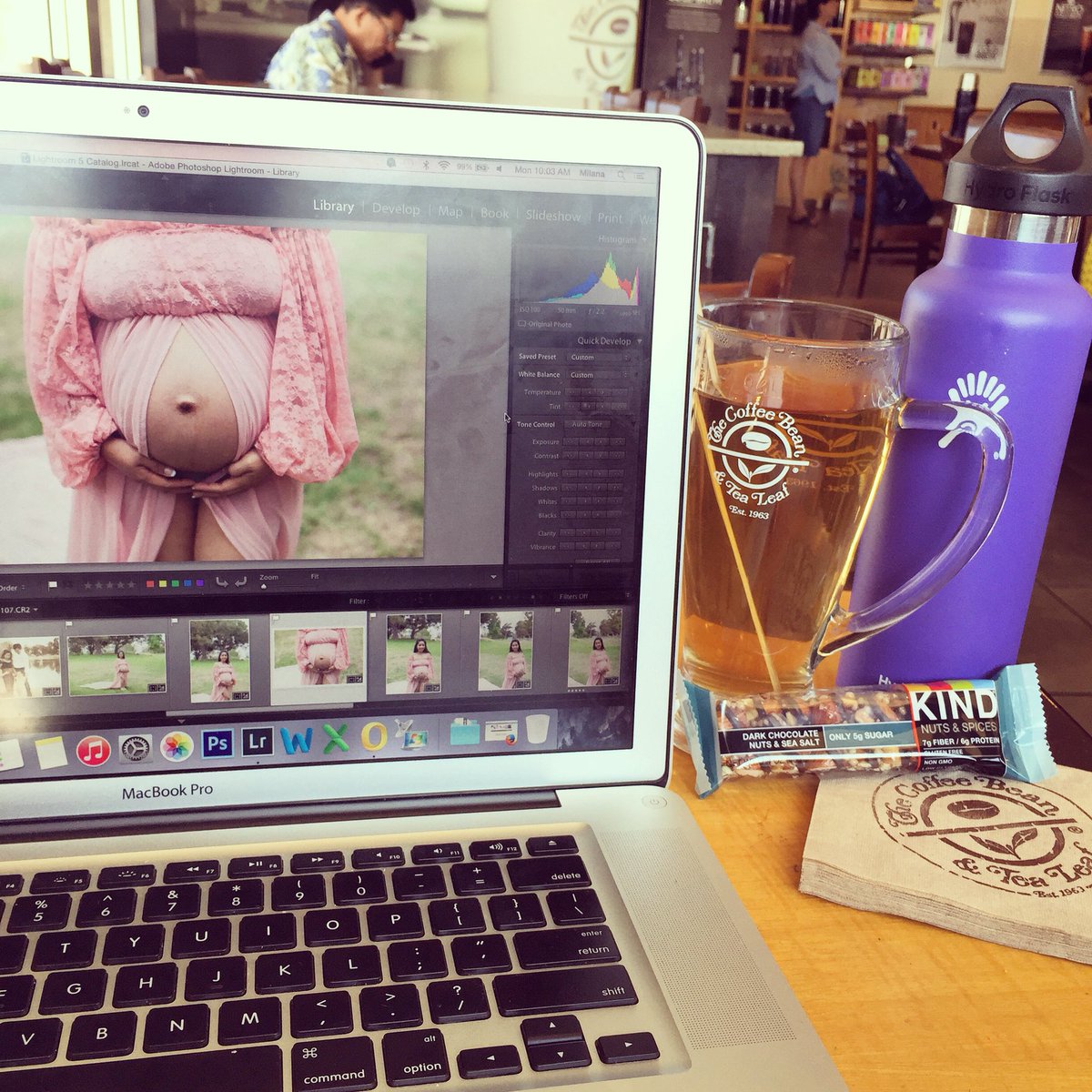 MilanaPhotog's tweet photo. Current situation #milanaphotography #editing #ocnewbornphotographer #ocmaternityphotographer #ocbirthphotographer https://t.co/WvzCEqtNhq