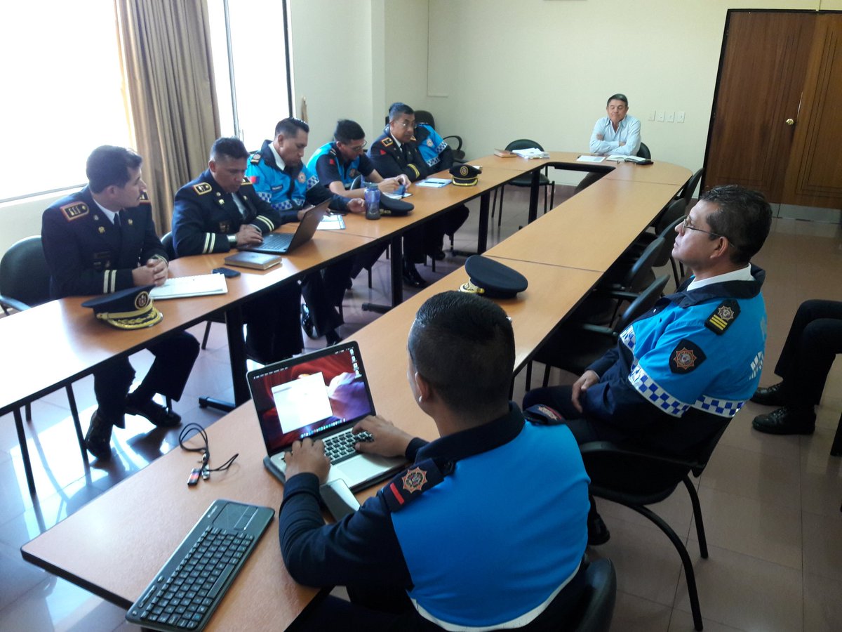 Cuerpo de Agentes de Control Metropolitano tweet media