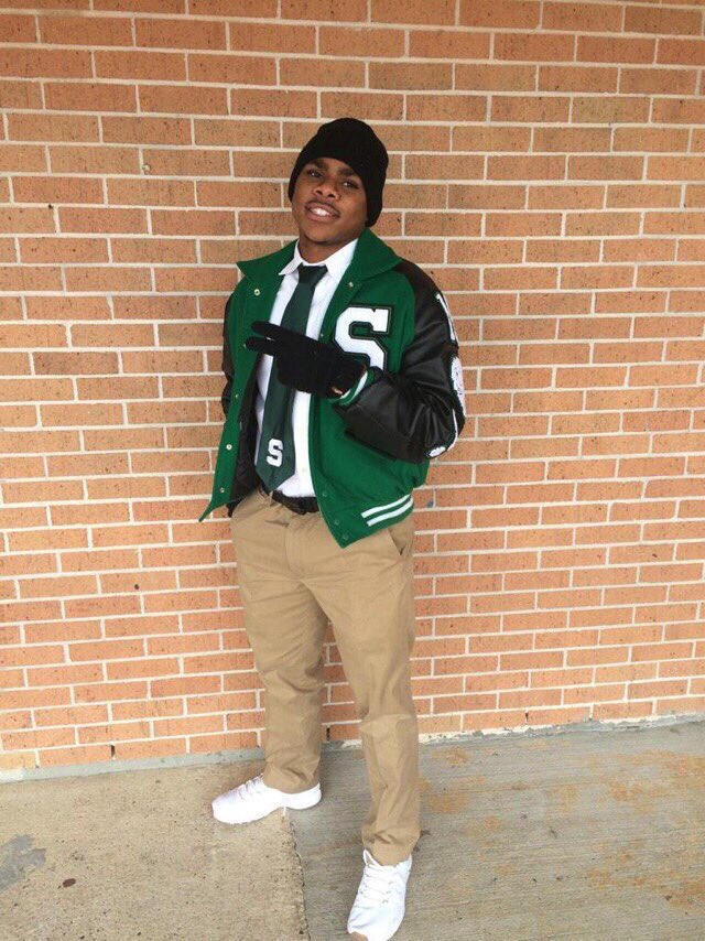 Dorceus28's tweet image. Happy birthday bro it's not a day goes by I don't think about you 💔. Love you and miss you bro #RipDJ