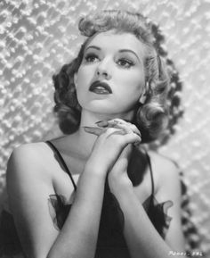 arrys44's tweet photo. #goddess&amp;legends Rita Hayworth Veronica Lake Betty Grable Ginger Rogers https://t.co/2UHDhSdM48