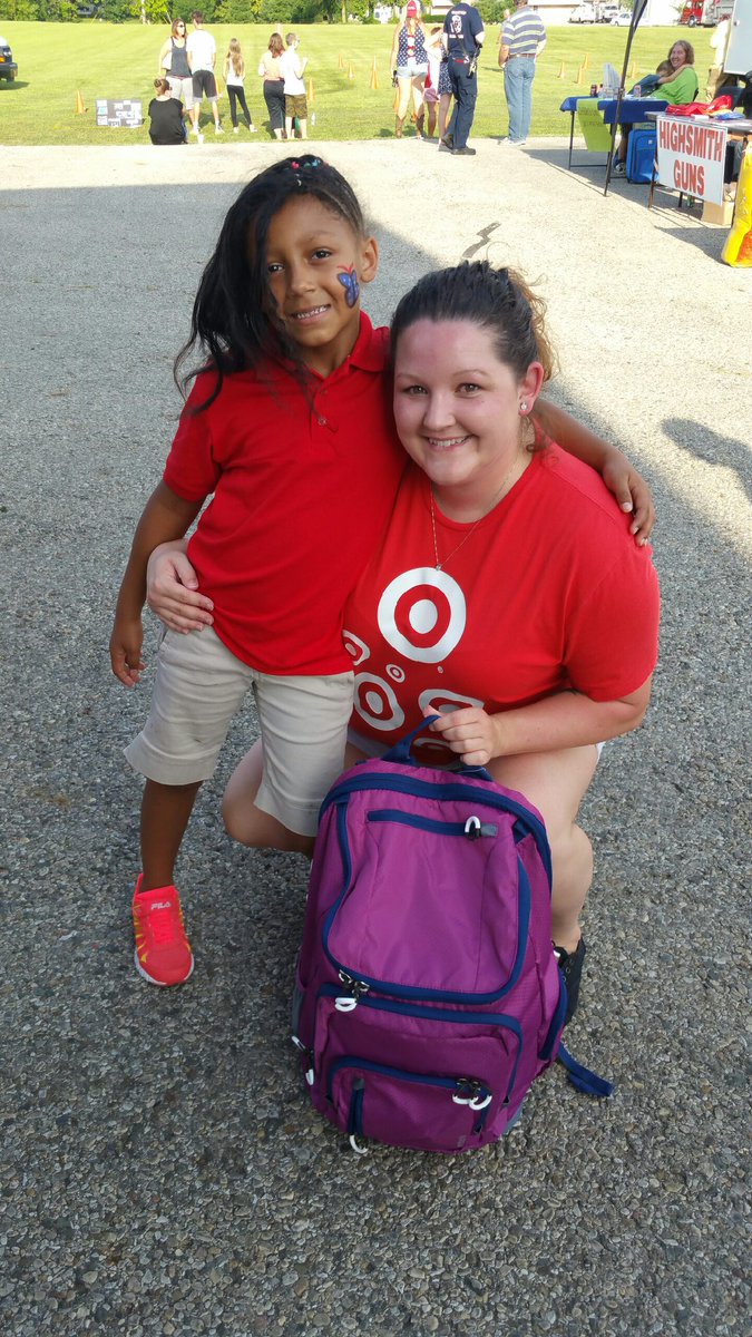 Airica with a lucky winner of our back to school raffle! 1214 loves #NationalNightOut! <a href="/salamlazkani/">salamlazkani</a> @Brett_Ladley
