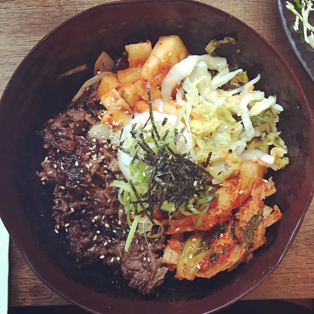 chadjim's tweet photo. #delish #mokbar #chelseamarket #nyc #bulgogiramen https://t.co/kGTCkSqcQq https://t.co/D63D0Jb0bj