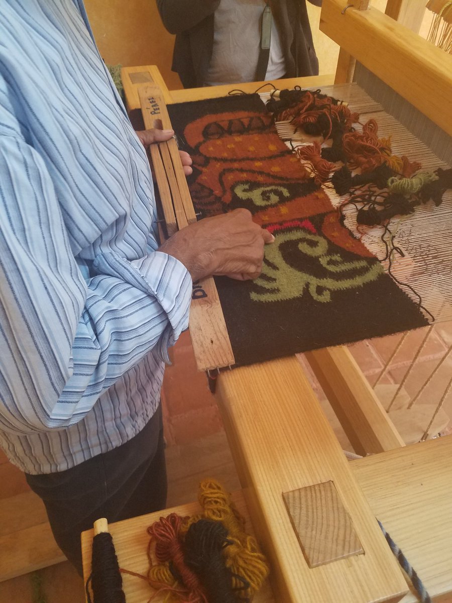 MsGistenson's tweet photo. Another fun-filled day learning how yarn is traditionally hand woven and hand died #ParidadinOaxaca #engage112 https://t.co/JYWm2GLq9u