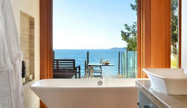 HandyMateTape's tweet photo. Beautiful Bathrooms in 10 Stunning Ocean View
Visit for more details: https://t.co/L7s1sAZIeg 
#Handymate #OceanView https://t.co/FnM4SnIWmK