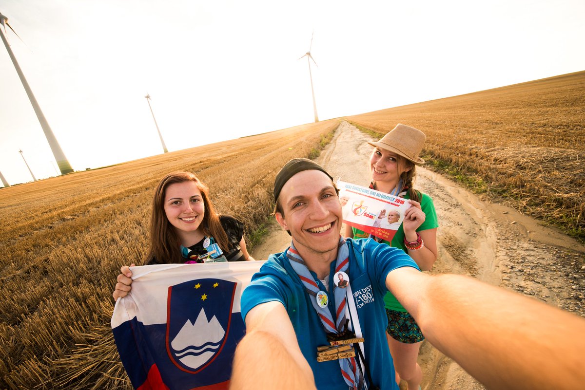 On the way back from #krakow2016 #wyd and it was #WorldScarfDay :)