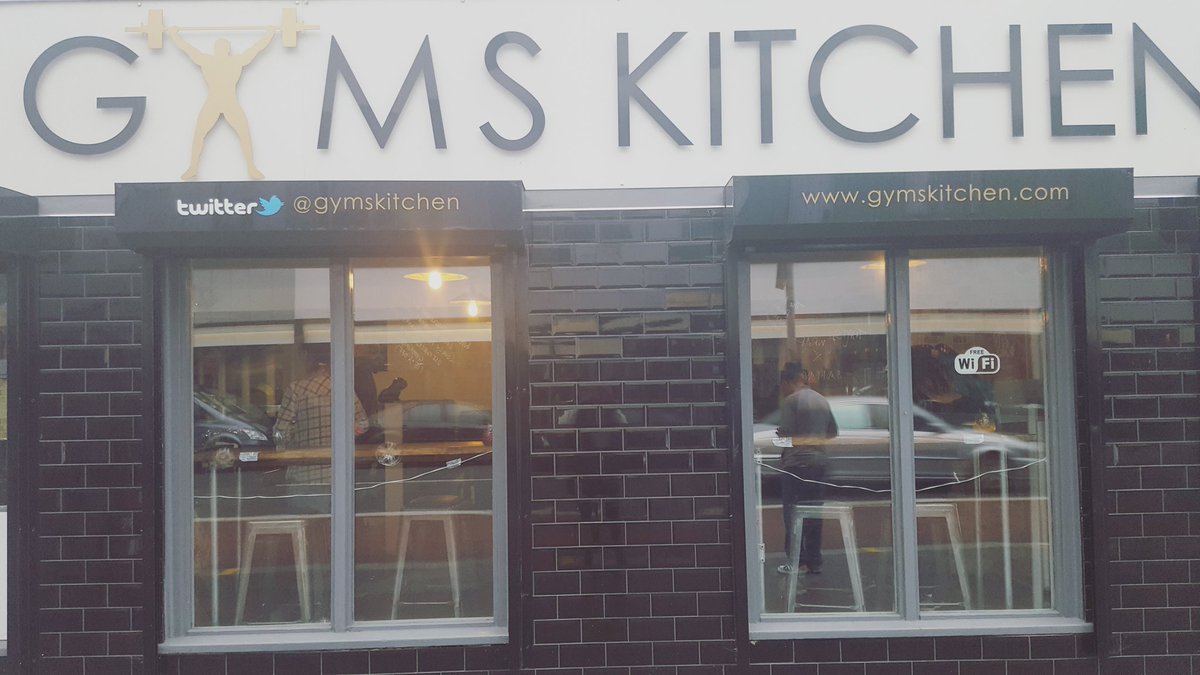 ohsoforeveraloe's tweet photo. We made it! @gymskitchenuk can't wait to tuck in #ohsocharcleanse #gymskitchen #cleansewithcharohso #healthyeating https://t.co/11pl5pp7uv