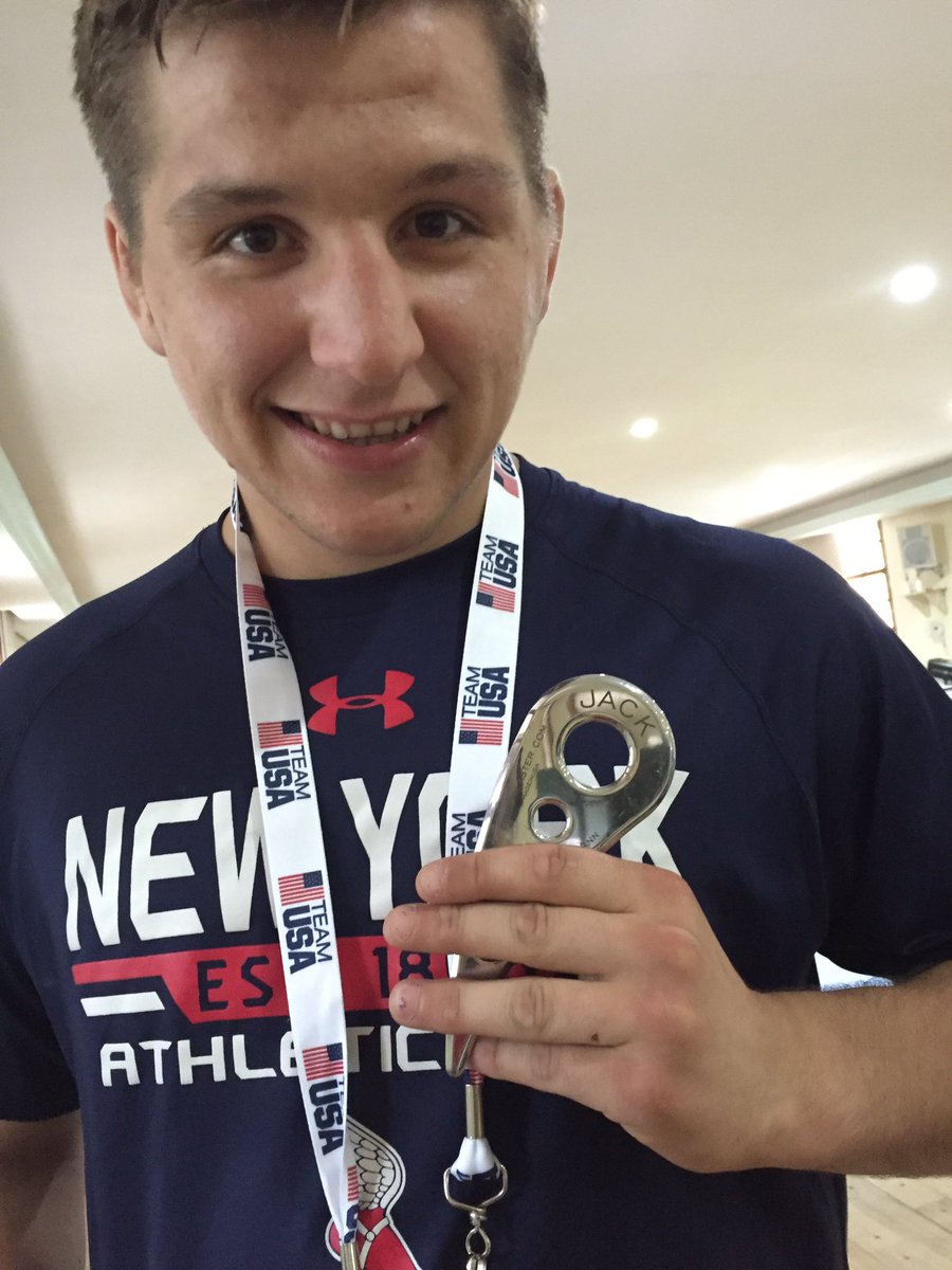 USMT12's tweet photo. @Fibroblastercom Jack meet #JACK - I won't forget his name #judo #athlete #USMT #sportsmassage #lori2016RIOolympics https://t.co/N9sbjmAFeX