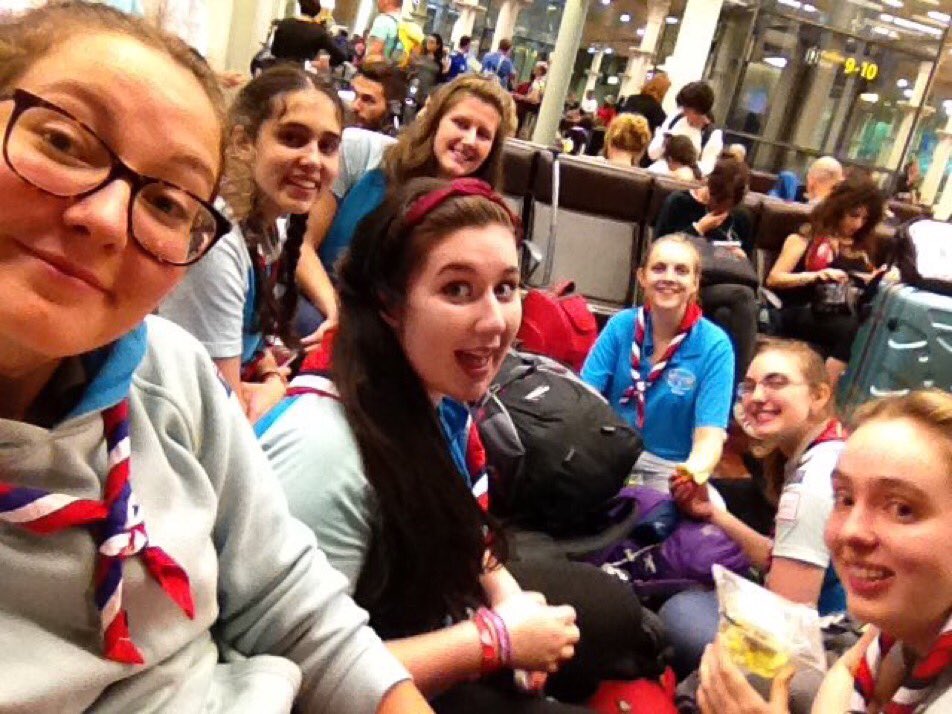 WayneBulpitt's tweet photo. Good luck to the @ukcontingent #RoverwayUK patrols heading to France and the excitement of #Roverway2016 Have fun! https://t.co/vCSyphIZ5j