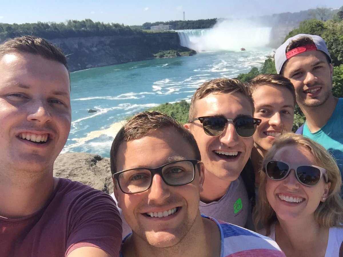hh_ludwig's tweet photo. #NiagaraFalls #roadtrip #mallemithemd #venturebits #beentheredonethat https://t.co/25vNkeweLp