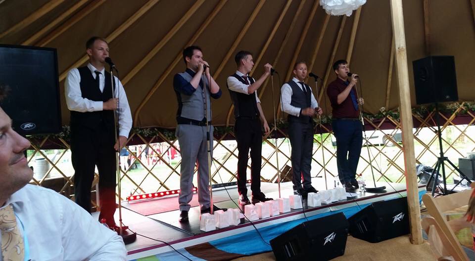 Need music? These are your men :) <a href="/kevohodges/">Kevin Hodges</a> #UpfrontAndCasual Thank you 😘