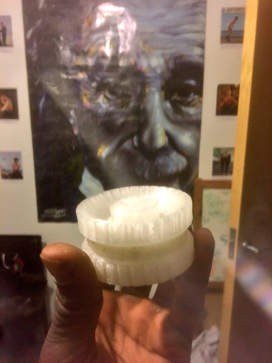 MetsuLabs's tweet photo. 3D printed a cheeky 'herb' grinder. #Einstein looks a little too happy.   #3DPrinting #MetsuLabs #420 https://t.co/Nro0MVUZ57