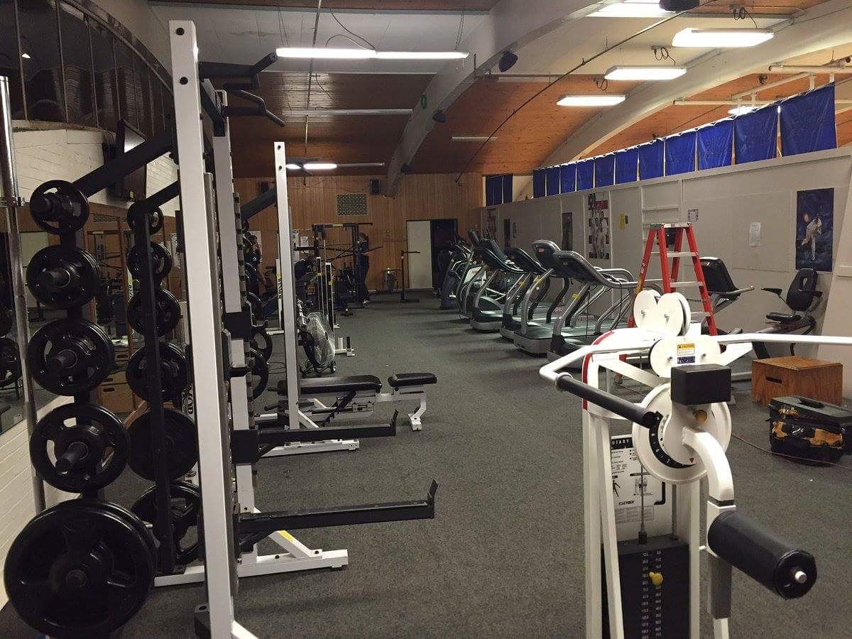 360logistics's tweet photo. One of this week's jobs, move a high school weight room across the province. #360industrial #wemoveanything https://t.co/1s26C9JP3s
