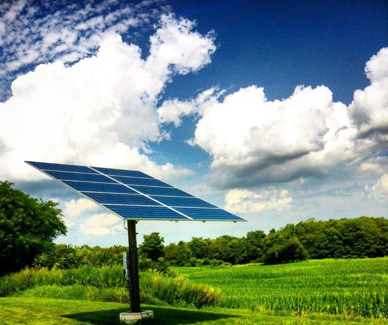 FreedomSolarLLC's tweet image. Stay sunny WNY!!! #solarpower #harnessthesun #solarpanels