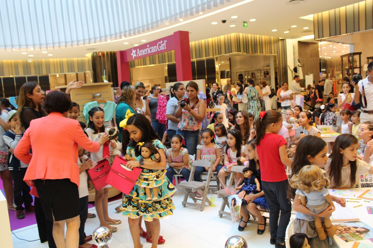 muñecas palacio de hierro