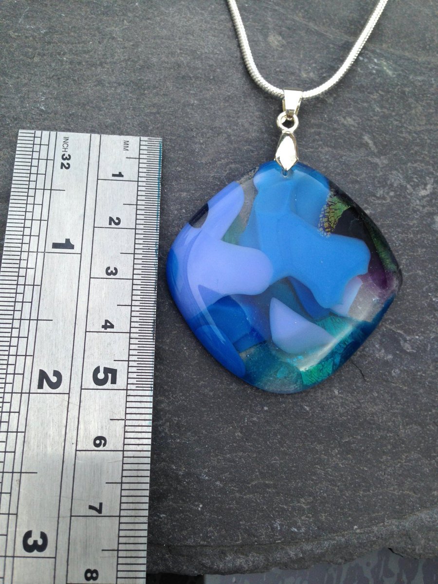 Funkifusion's tweet photo. Blue Swirl Pendant, 925 Silver Chain, Fused Glass, Made in the UK, Gift for… https://t.co/z0Qmcwcs8K #Etsy #925Chain https://t.co/S5iwjhnZmn