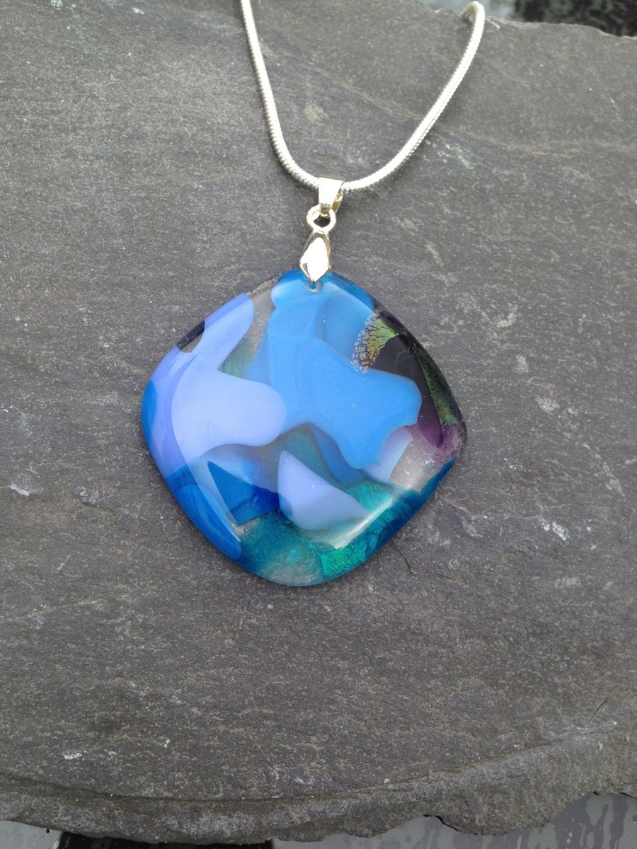 Funkifusion's tweet photo. Blue Swirl Pendant, 925 Silver Chain, Fused Glass, Made in the UK, Gift for… https://t.co/z0Qmcwcs8K #Etsy #925Chain https://t.co/S5iwjhnZmn