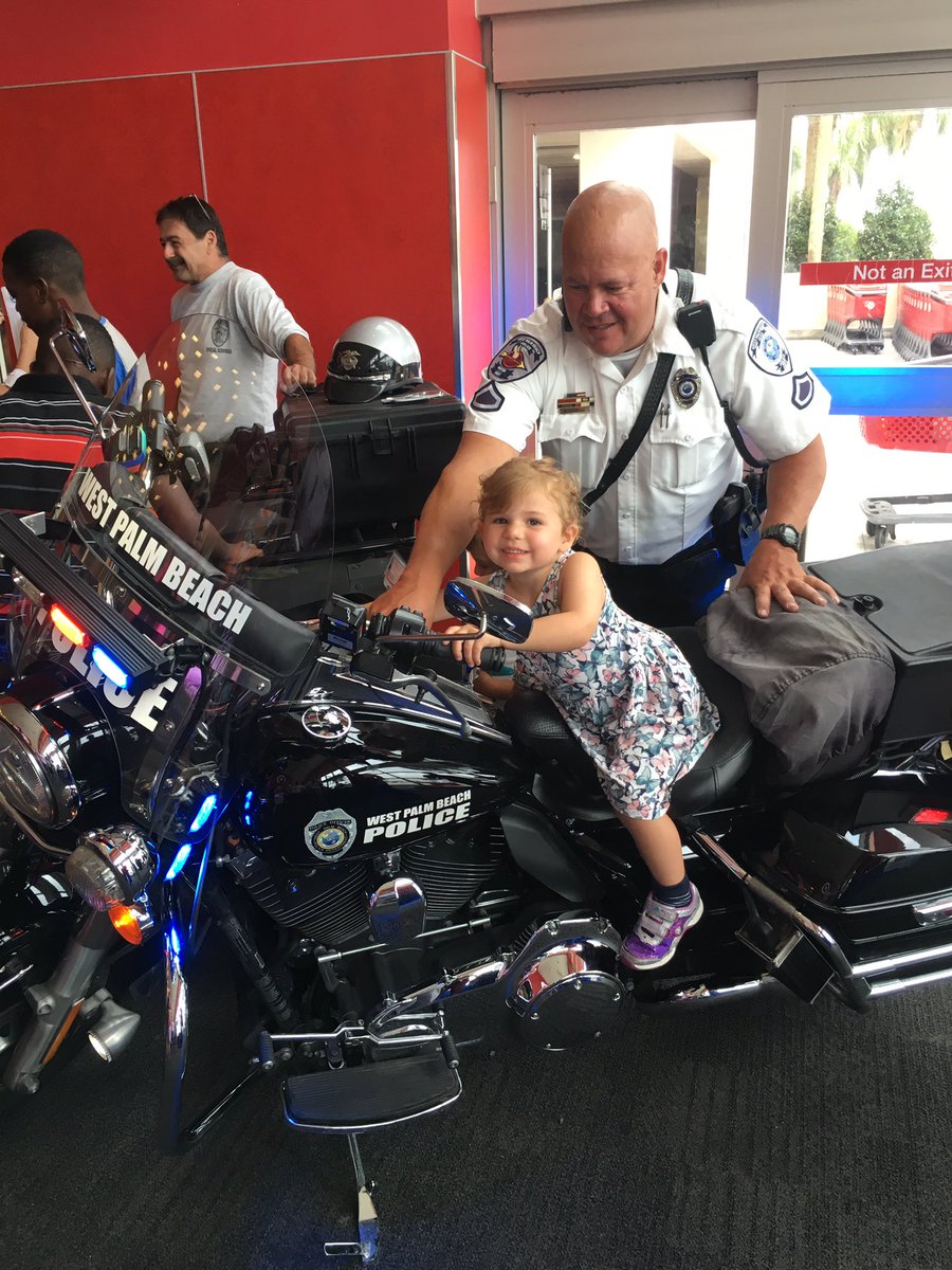 wpbpolicefound's tweet photo. Free rides at National Night Out!  Come on down to @Target. @WestPalmPD https://t.co/Skl2Yif8EY