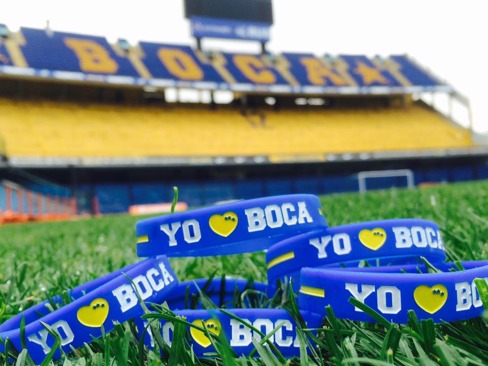 BocaFundacion's tweet photo. #PulserasSolidarias | SUMATE a la campaña YO AMO A #BOCA y colaborá con escuelas rurales ▶️ https://t.co/qT5ZG25EIz https://t.co/hAypOL0vE9