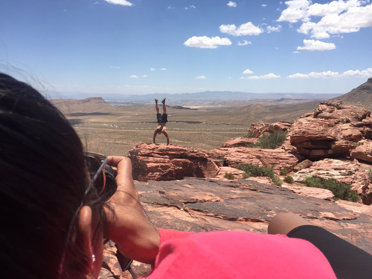 Revdoshi's tweet photo. @CanonUSA #summer #TravelTuesday #redrockcanyon #nevada https://t.co/xNR5KIlumk